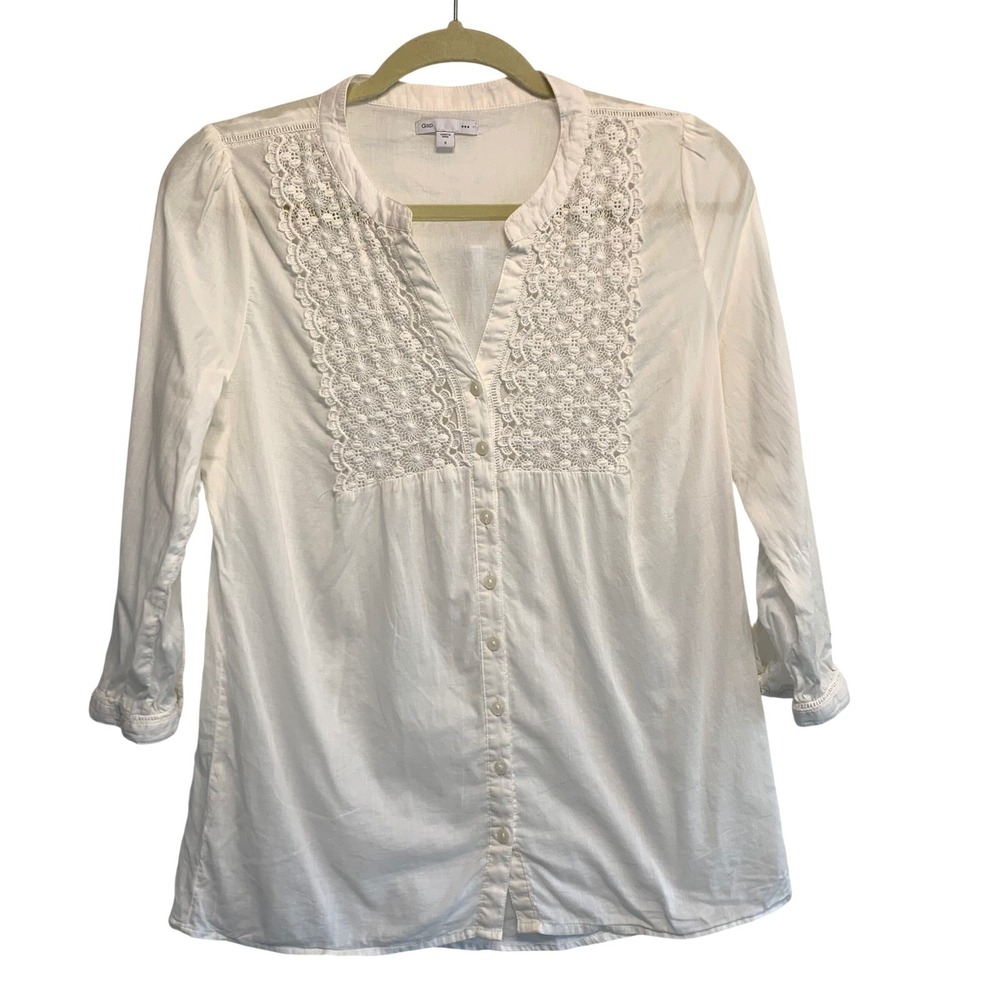 Gap Button Down Blouse Small Ivory Crochet Lace Romantic Shabby Chic Ethereal